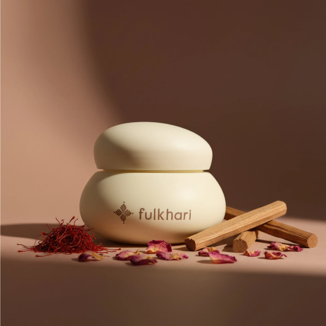 Rose Meadows Hydrating Multani Mitti (Fuller's Earth) Clay Mask with Rose and Saffron - Fulkhari.